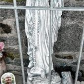 Marienstatue in Familienkapelle „geköpft“
