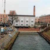 17 Tonnen Stahl für neue Brücke