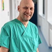 „Millimetergenaue minimalinvasive Eingriffe am Gehirn und an der Wirbelsäule“