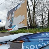 Wahlplakate der AfD zerstört
