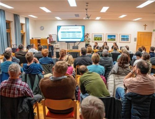 Gut besucht war die Gründungsversammlung der Musikschule, 46 Personen wurden Gründungsmitglieder.