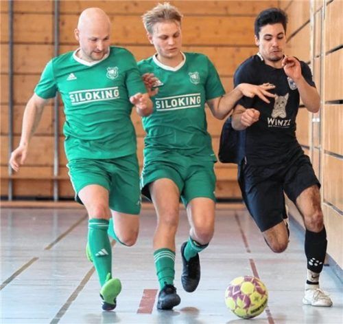 Letzter gegen Erster: Der SV Forsting-Pfaffing unterlag dem SV Kay mit 1:7. Foto Christian Mühlhofer