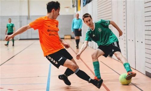 Lukas Bürgel (links) und der SV Mehring zählen zu den Mitfavoriten beim Turnier in Obing. Foto Mühlhofer