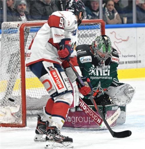 Oskar Autio musste in den letzten zwei Spielen jeweils drei Gegentore im ersten Drittel schlucken.Foto Ziegler