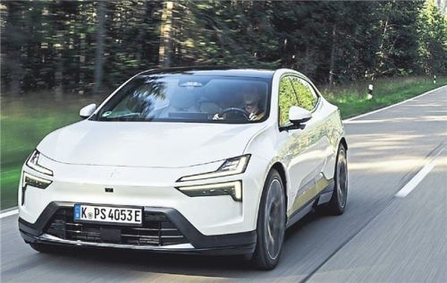 Weniger ist mehr: Dank fehlender Heckscheibe (kl. Foto) haben im Polestar 4 die Passagiere hinten mehr Platz. Foto Polestarr