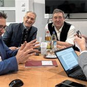 Dunkle Wolken über der Region