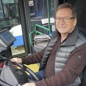 Warum Rentner Hans Maier noch Bus fährt