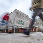 Investor plant arabisches Kaufhaus