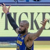 40 Punkte mit 40: James knackt Altersrekord