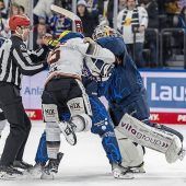 Achtung, Torhüter-Krawall!