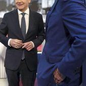 Scholz würde dem Piloten  Merz vertrauen