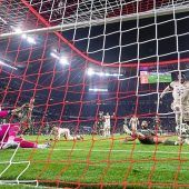 DJ Davies schwebt über den Dingen