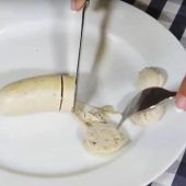 Zwölf-Uhr-Läuten, Zuzeln und Zitronenschale