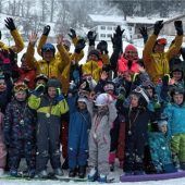 Wohlverdiente Medaillen und ein traditionelles Skikurs-Brotzeit-Ei