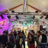 Beste Western-Stimmung im Heufelder Pfarrheim