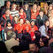 Rauschendes Doppelfest im Theaterzelt