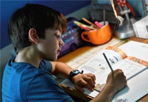 Bloß nicht alles auf einmal – lautet die Devise nach längerer Abwesenheit in der Schule. Foto Kirsten Neumann