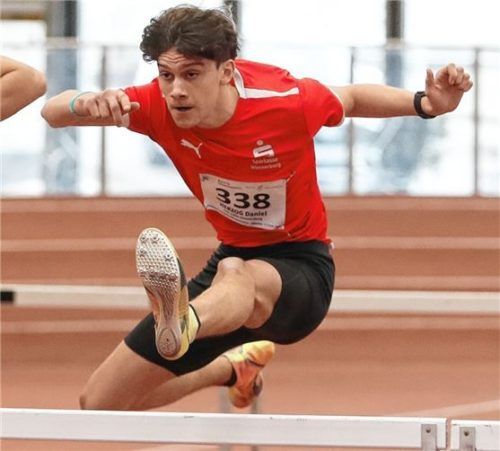 Daniel Herzog vom TSV Wasserburg wurde Bayern-Meister über 60 Meter Hürden der Jugend U18.Foto Stuffer