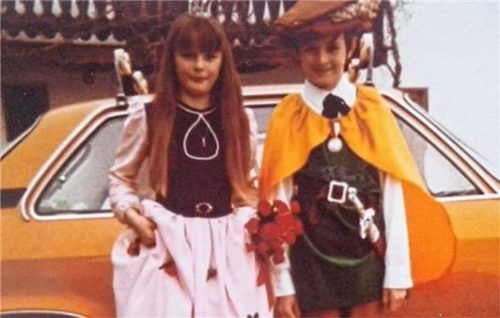 Das erste Kinder-Prinzenpaar aus Bad Aibling: Die Geschwister Marianne und Hansi Lipp (1973). Foto HVTV D´Oberlandler