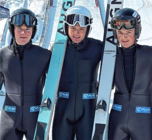 Die Athleten vom WSV Oberaudorf in Lake Placid: Felix Brieden, Benedikt Gräbert und Jonathan Gräbert (von links).Foto privat