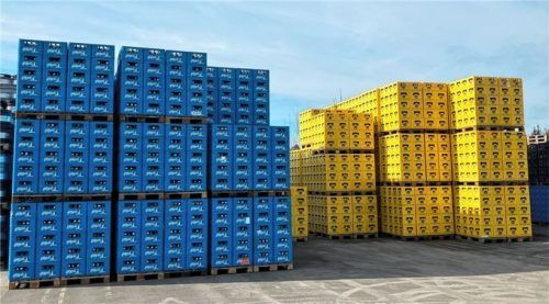 Die Schlossbrauerei Maxlrain rechnet damit, dass 300 bis 500 Bierkästen durch den Pfandtourismus „verloren gehen“. Foto Schlossbrauerei Maxlrain