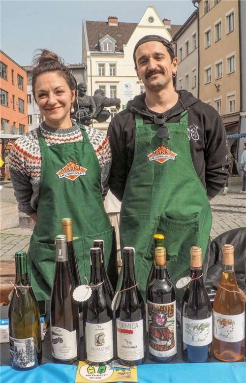 Eine Auswahl an Weinen ist ebenfalls im Angebot.