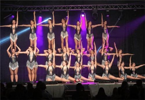 Für ihre sehenswerten Showeinlagen beim Gardefestival wurden die Tänzer der Bubaria Buchbach gefeiert.