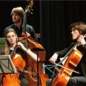 Zweimal „Strings in Motion“