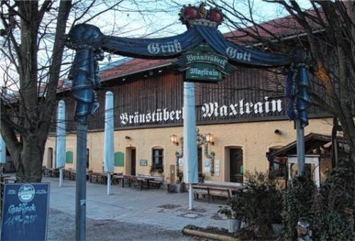 Ihren ganzen Fokus werden die „Wirtsbuam“ Patrick Senger und Florian Geiger nun auf das BräustüberlMaxlrain legen, für das sie noch viele Pläne haben.