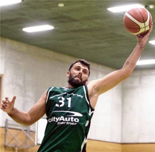 Miodrag Mirceta will mit dem SB Rosenheim am Samstag einen Heimsieg feiern. Foto Fehrmann