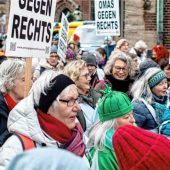 Demonstranten stemmen sich gegen Gerüchte
