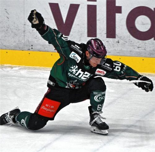 Shane Hanna ist der „Marathon-Mann“ der Starbulls. Gegen Landshut entschied er nach neun Sekunden die Verlängerung für Rosenheim.Foto Ruprecht