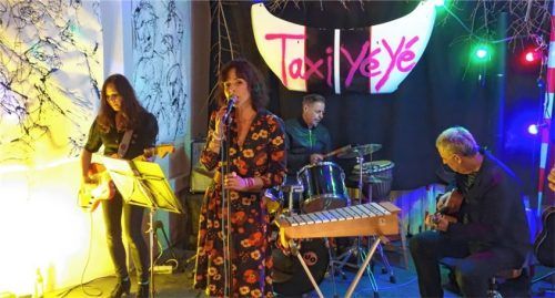 Überzeugender Auftritt: Leonie Felle am Bass, Sängerin Cecile Pierrot, Werner Stadler am Schlagzeug und Gitarrist Hans Mayer.Foto friedrich