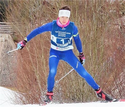 Veit Hoiß gewann im Massenstart der Schüler 15 und kam mit der Staffel Bayern1 auf den zweiten Platz.Foto Beyreis
