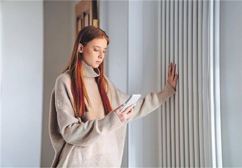 Wird der Altbau mit Wärmepumpe warm genug? Mit einem einfachen Test kann man das noch vor der Installation herausfinden. Foto IMAGO/Westend61