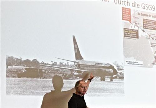 Wo war was im Flugzeug? Aribert Martin beschreibt es.