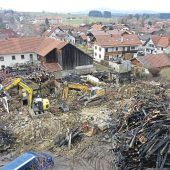 Bauernhof brennt vollständig nieder