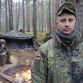 Die Helfer im Schatten der Bundeswehr