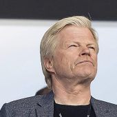 Kahn schwärmt von … sich selbst