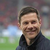 Bayer redet vom Titel