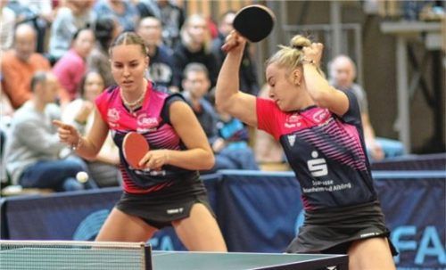 Annett Kaufmann und Hana Arapovic sorgten mit dem Sieg im Eingangsdoppel für einen verheißungsvollen Kolbermoorer Auftakt.Foto Gerhard Erlich