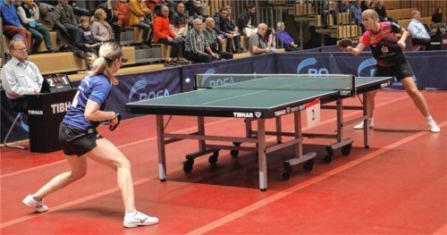 Auf Kristin Lang (rechts) muss Kolbermoor in Bingen verzichten.Foto Gerhard Erlich