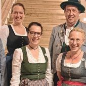 Hohe Ehren für Trachtler – Auszeichnung mit dem Gauehrenzeichen