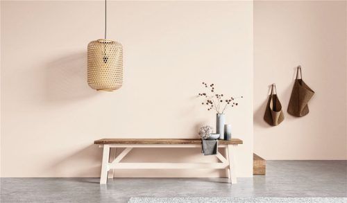 Besonders elegant wirken Kreidefarben in Verbindung mit natürlichen Materialien wie Holz. Fotos oben groß: OKNOPLAST Deutschland GmbH/kleinere Bilder: Djd/SCHÖNER WOHNEN-Kollektion