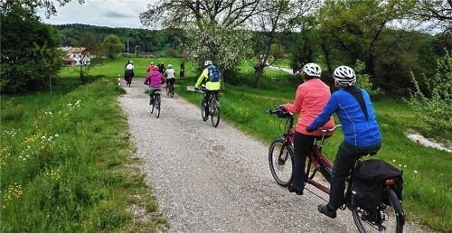 Das Mangfalltal erkunden und zugleich die eigene Fitness trainieren, das macht die Aktion „Fahr 50!“ in Bruckmühl aus. Foto heinritzi
