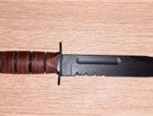 Omas Kampfmesser im Gepäck entdeckt