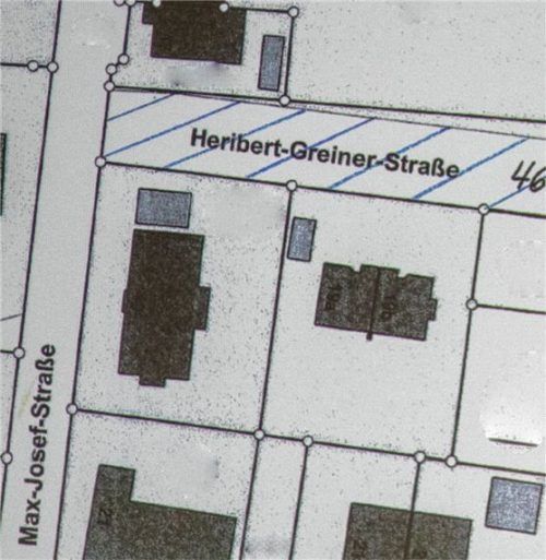 Die schraffierte Fläche wird die Heribert-Greiner-Straße.

Stache