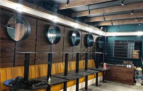 Ein Blick in das neue Restaurant. Noch laufen die Arbeiten auf Hochtouren. Foto Elshani
