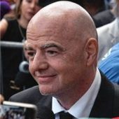 Sehen wir dieMacht der Mächte?