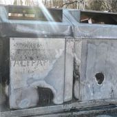 Unbekannte zünden Container in Rosenheim an